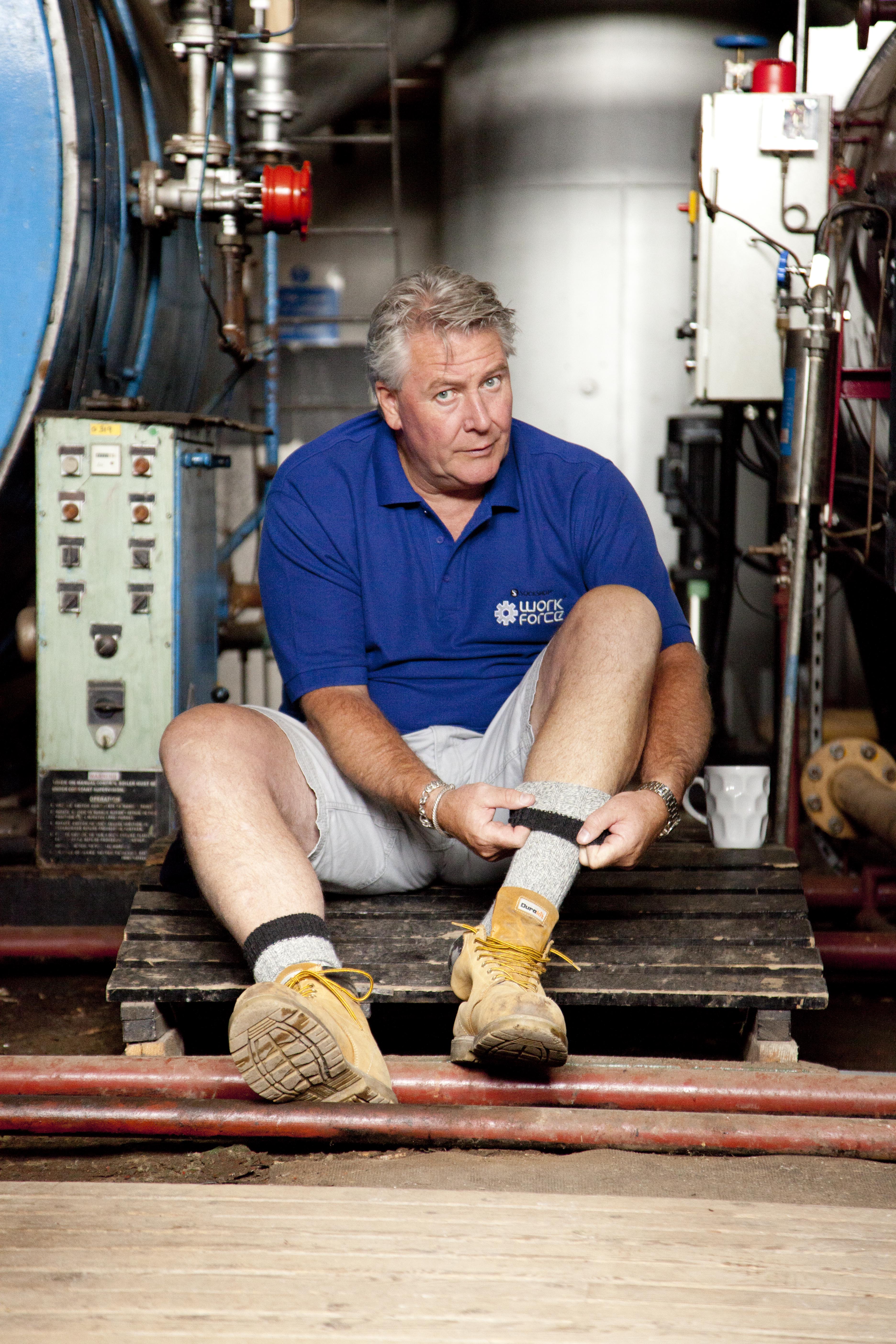 tommy walsh urge 39 s the industry to look after their feet how to make an online journal